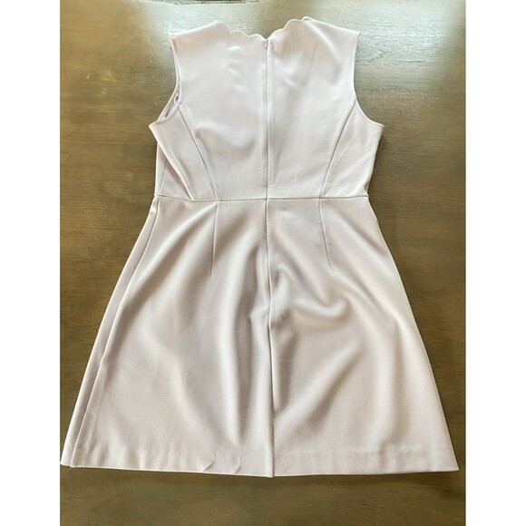 French Connection Size 8 Lula Scalloped V Neck Dress Stretch Sheath - Picture 4 of 13